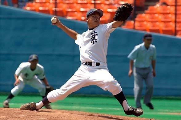 s_20020712_aoba_l50_fujimoto.jpg